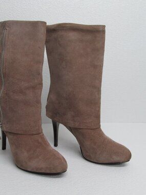 Tahari Foster Fold Over Heels Suede Boots Size 9.5